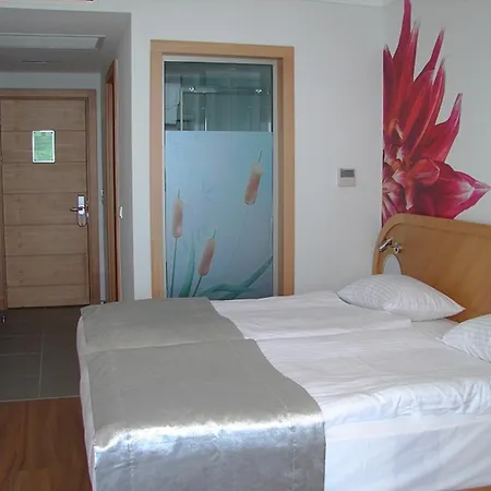 Marbella 3* מרמריס